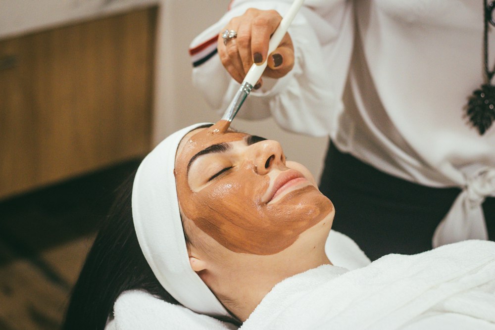 Cuidados estéticos e fisioterapia dermato-funcional com a Dra. Bruna Izabela